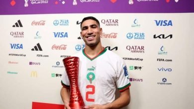 صورة بعد التأهل لثمن النهائي.. حكيمي رجل مباراة المغرب وكندا 